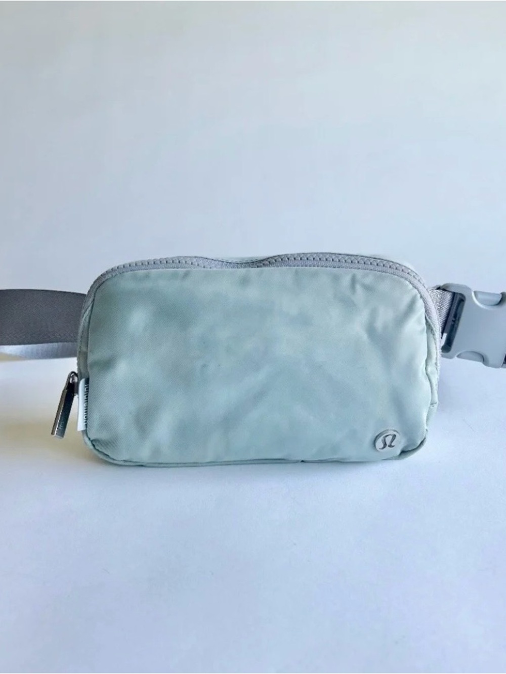 Lululemon Light Green Nylon Belt Bag One Size.